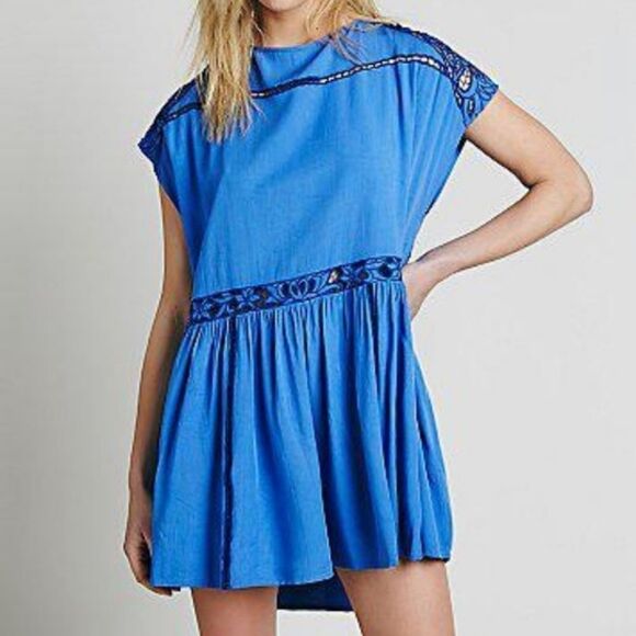 Free People Blue Ayu Oversized Open Back Floral Laser Cut Oversized Mini Dress S - Picture 1 of 9